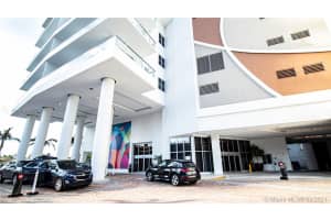 4010 S Ocean Dr, Hollywood, FL 33019, Sold 12/02/21
