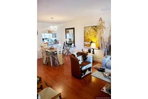 8875 Fontainebleau Blvd, Miami, FL 33172, Sold 09/23/21