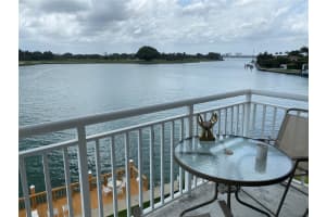 9270 W Bay Harbor Dr #4a, Bay Harbor Islands, FL 33154, Sold 11/23/21