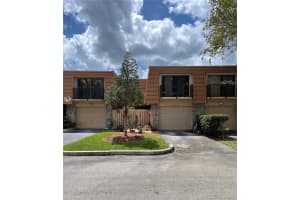 11112 N Harmony Lake Cir, Davie, FL 33324, Sold 05/18/21