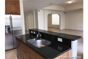 21220 NE 32nd Pl, Aventura, FL 33180, Sold 06/14/21