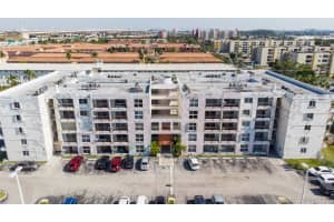 8201 NW 8th St, Miami, FL 33126, Sold 07/08/21