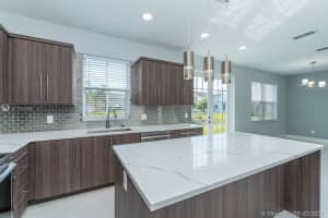 410 NW 101st Terrace, Pembroke Pines, FL 33026, Sold 04/26/21