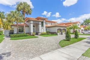 8021 NW 159th Terrace, Hialeah, FL 33016, Sold 05/26/21