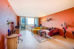 3140 S Ocean Dr, Hallandale Beach, FL 33009, Sold 05/24/21