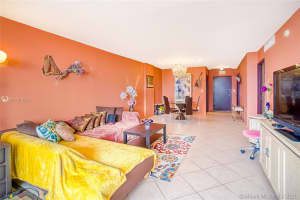 3140 S Ocean Dr, Hallandale Beach, FL 33009, Sold 05/24/21