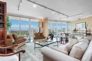 19955 NE 38th Ct, Aventura, FL 33180, Sold 08/19/21