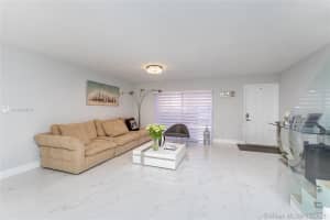 13765 SW 84th St, Miami, FL 33183, Sold 04/30/21