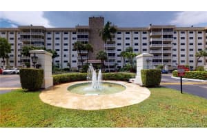 800 NE 195th St, Miami, FL 33179, Sold 10/08/21