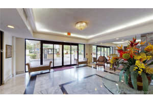 800 NE 195th St, Miami, FL 33179, Sold 10/08/21