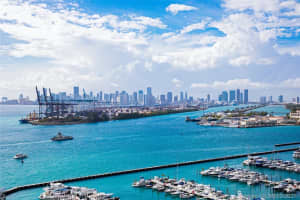800 South Pointe Dr, Miami Beach, FL 33139, Sold 05/13/21