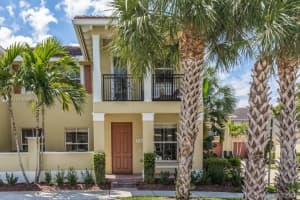 4720 Mimosa Pl, Coconut Creek, FL 33073, Sold 04/30/21