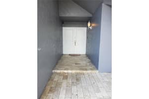 10124 NW 21st St, Pembroke Pines, FL 33026, Sold 05/28/21