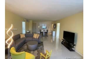 5005 Collins Ave # C5, Miami, FL 33140, Sold 09/20/21
