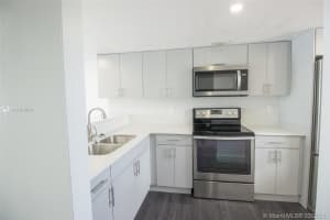 315 NW 109th Ave, Miami, FL 33172, Sold 05/21/21