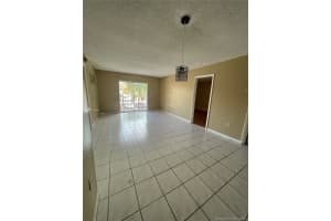 4707 NW 7th St, Miami, FL 33126, Sold 08/06/21
