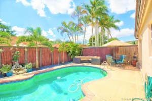 9108 NW 193rd Terrace, Hialeah, FL 33018, Sold 04/28/21