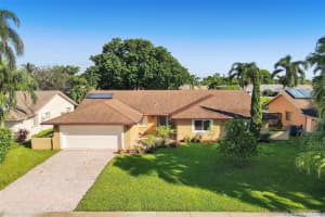 8441 SW 28th St, Davie, FL 33328, Sold 05/27/21
