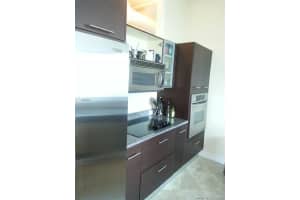 3029 NE 188th St, Aventura, FL 33180, Sold 08/06/21