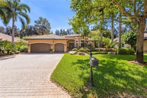 10150 S Lake Vista Cir, Davie, FL 33328, Sold 10/08/21