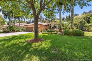 10150 S Lake Vista Cir, Davie, FL 33328, Sold 10/08/21