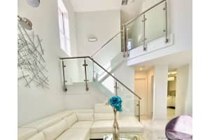 967 Azure Ln, Weston, FL 33326, Sold 05/12/21