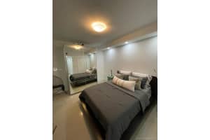 17100 N Bay Rd, Sunny Isles Beach, FL 33160, Sold 05/20/21