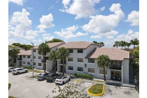 7230 NW 179th St, Hialeah, FL 33015, Sold 06/28/21