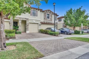 6972 Halton Park Ln, Coconut Creek, FL 33073, Sold 05/23/21