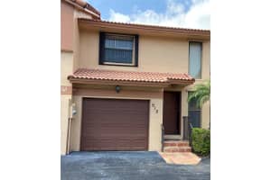 918 SW 113th Terrace, Pembroke Pines, FL 33025, Sold 06/11/21