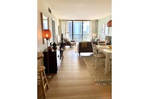 3301 N Country Club Dr, Miami, FL 33180, Sold 06/22/21