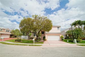 921 SW 101st Terrace, Pembroke Pines, FL 33025, Sold 05/31/21
