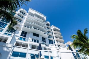 3030 NE 188th St, Aventura, FL 33180, Sold 12/17/21