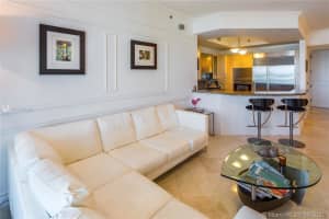 100 South Pointe Dr, Miami Beach, FL 33139, Sold 07/30/21