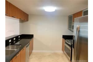 1800 N Bayshore Dr, Miami, FL 33132, Sold 06/11/21