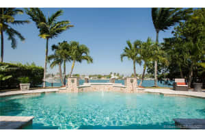 645 N Shore Dr, Miami Beach, FL 33141, Sold 04/29/21