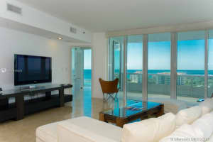 1000 South Pointe Dr, Miami Beach, FL 33139, Sold 06/01/21