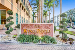 17555 Atlantic Blvd, Sunny Isles Beach, FL 33160, Sold 01/05/22