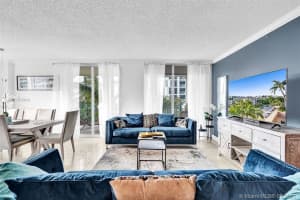 17555 Atlantic Blvd, Sunny Isles Beach, FL 33160, Sold 01/05/22