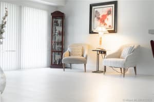 10521 SW 158th Ct, Miami, FL 33196, Sold 09/27/21