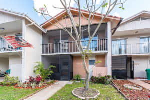 2154 Nova Village Dr, Davie, FL 33317, Sold 07/09/21