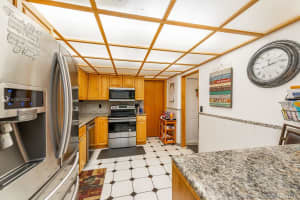 2154 Nova Village Dr, Davie, FL 33317, Sold 07/09/21