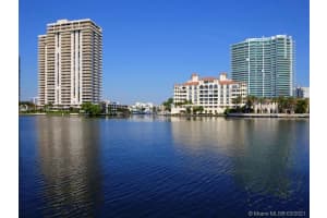 194 S Island Rd, Golden Beach, FL 33160, Sold 11/15/21