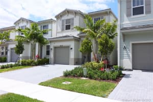 4835 NW 48th Terrace, Tamarac, FL 33319, Sold 06/07/21