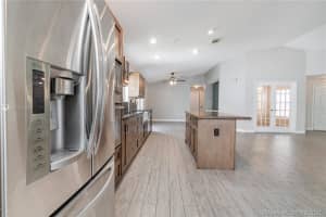 1050 NW 189th Ave, Pembroke Pines, FL 33029, Sold 04/27/21