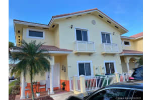 7450 NW 178th Terrace, Hialeah, FL 33015, Sold 04/22/21