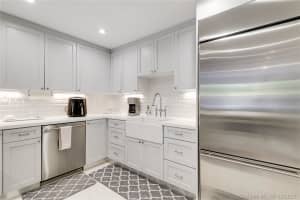 201 Crandon Blvd, Key Biscayne, FL 33149, Sold 06/01/21