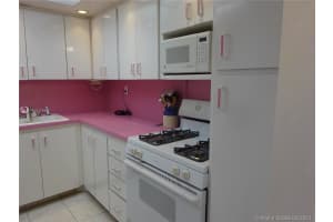 3140 S Ocean Dr, Hallandale Beach, FL 33009, Sold 05/27/21