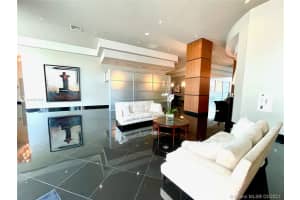3101 S Ocean Dr, Hallandale Beach, FL 33009, Sold 11/01/21