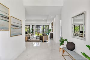 4860 SW 76th St, Miami, FL 33143, Sold 12/16/21